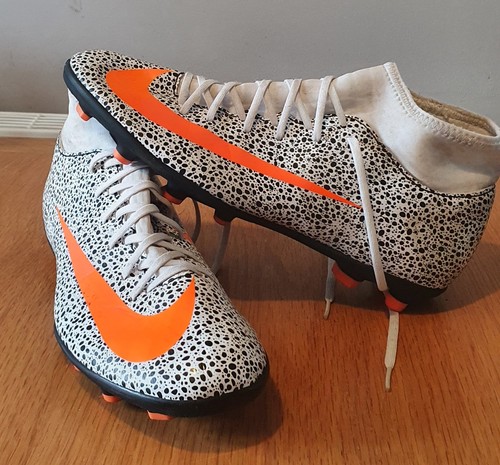Nike mercurial moulded - uk,
