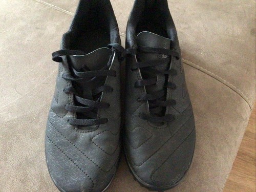 Adidas size astro turf - 5,