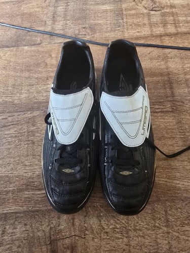 Umbro football boots astro - umbro,