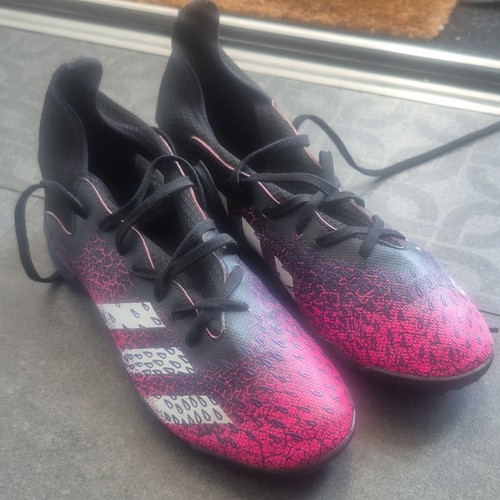 Adidas predator astro turf - adidas,