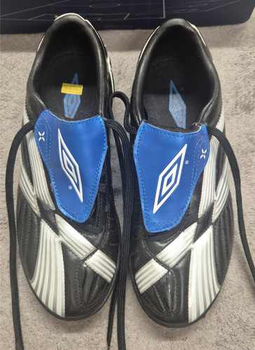 Size umbro moulded - umbro, stud